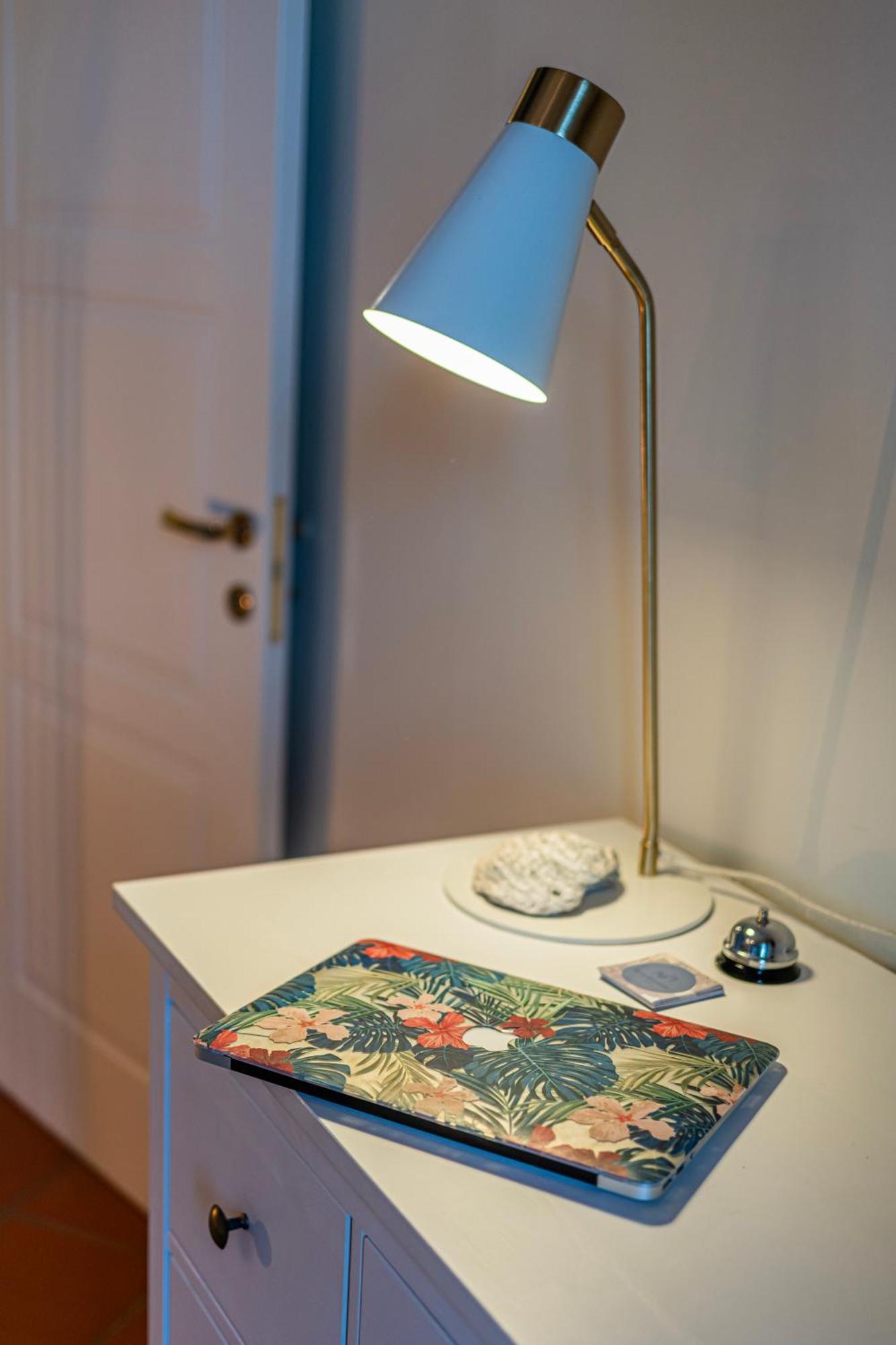 Lamalatestina Suite - Apartment In Front Of The Castle Rimini Bagian luar foto
