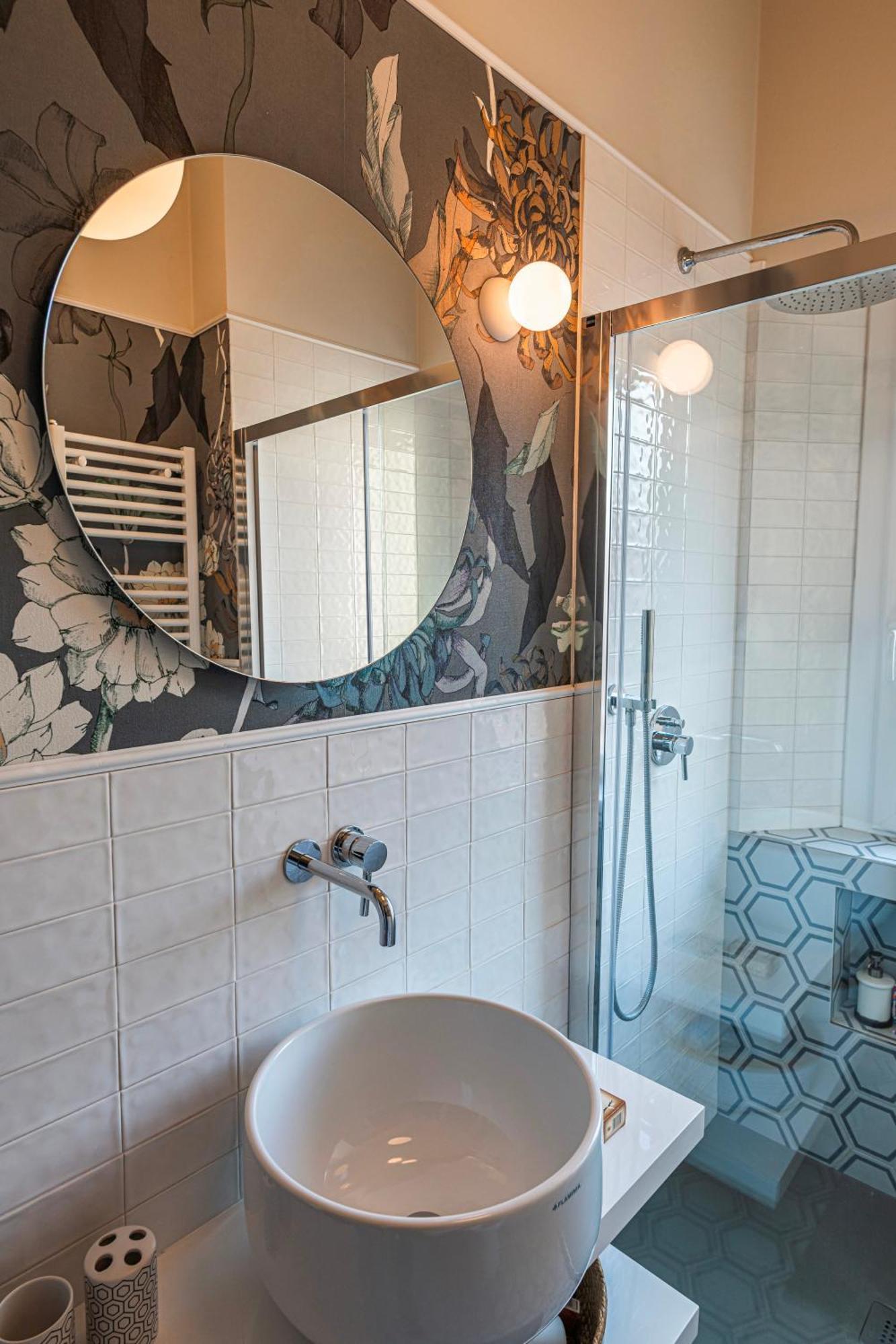 Lamalatestina Suite - Apartment In Front Of The Castle Rimini Bagian luar foto